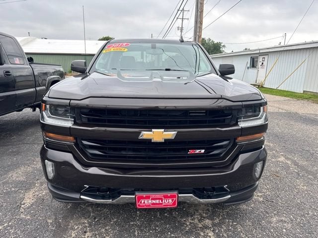 2018 Chevrolet Silverado 1500 LT in Havana Metallic — front three-quarter view